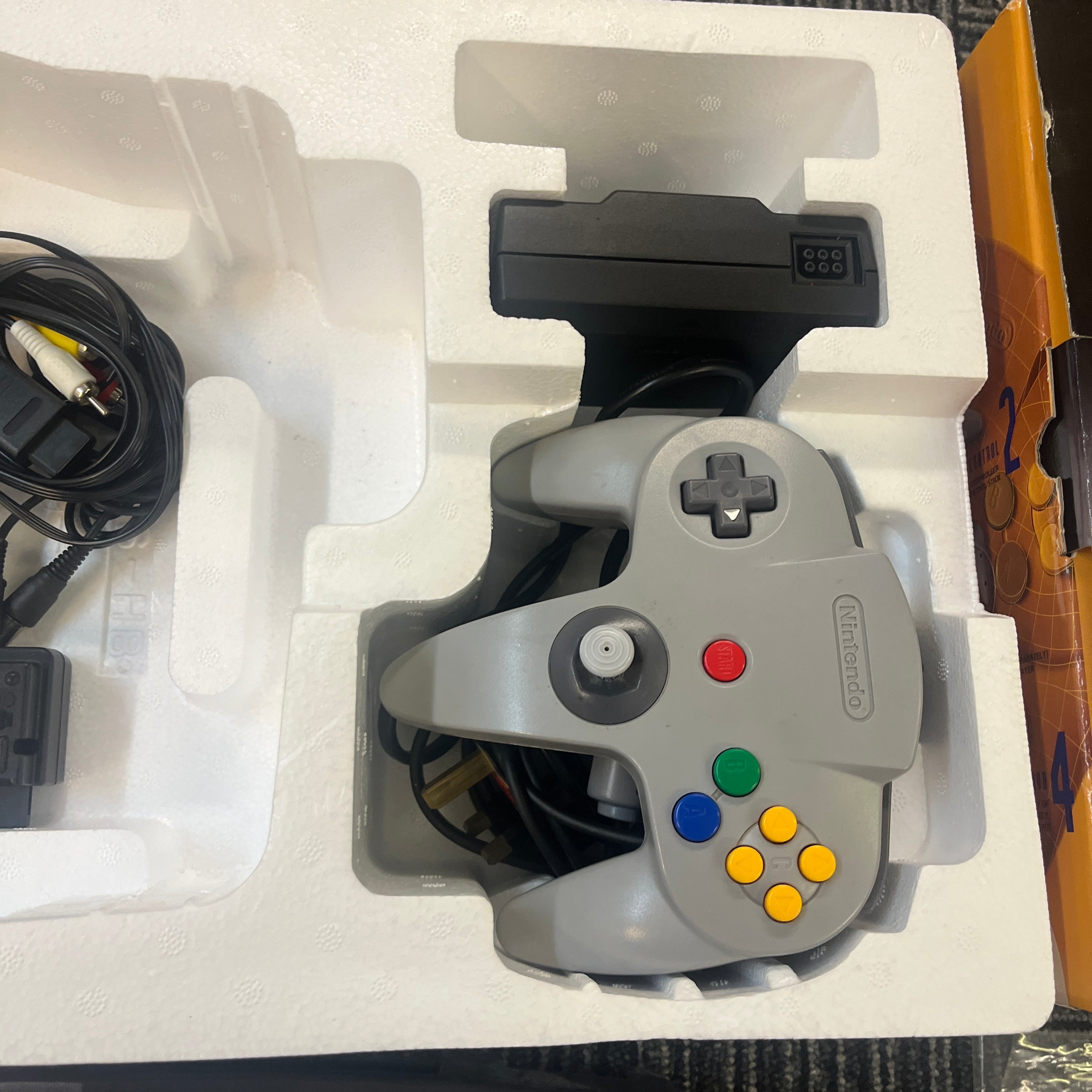 Nintendo 64 N64 Console boxed Nintendo 64 N64 Console boxed